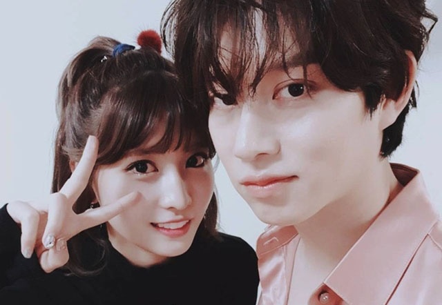 Kim Hee Chul va Momo (TWICE) chia tay hinh anh