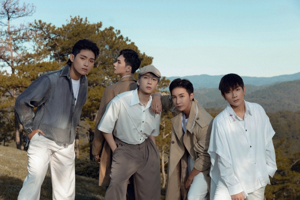 Monstar tan ra anh 2