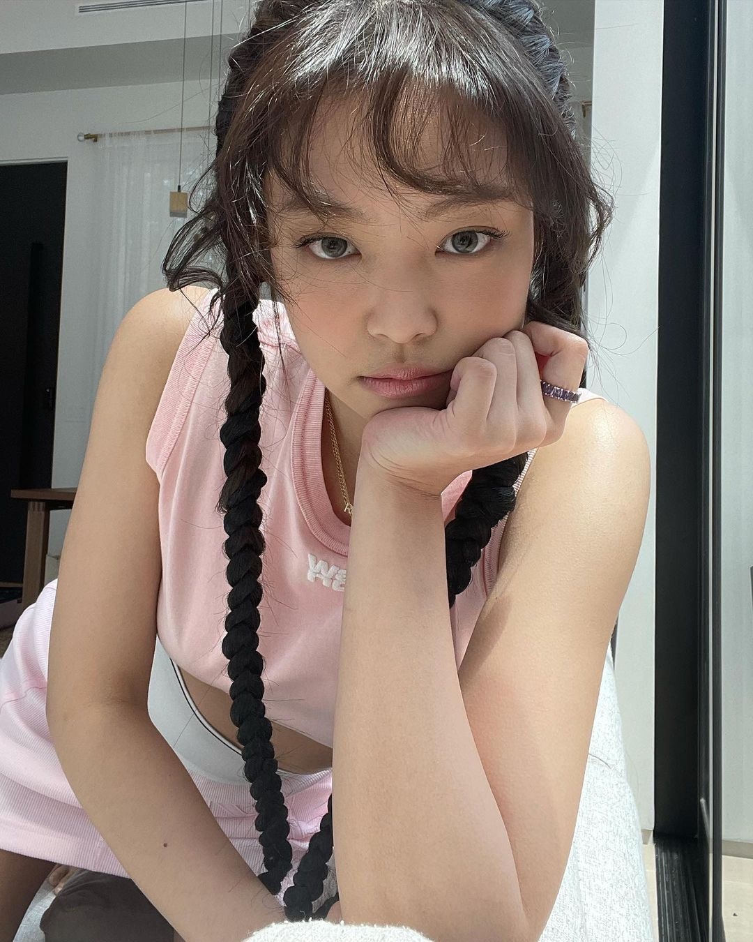 Jennie  để tóc ngắn ảnh 5 Jennie  de toc ngan anh 5