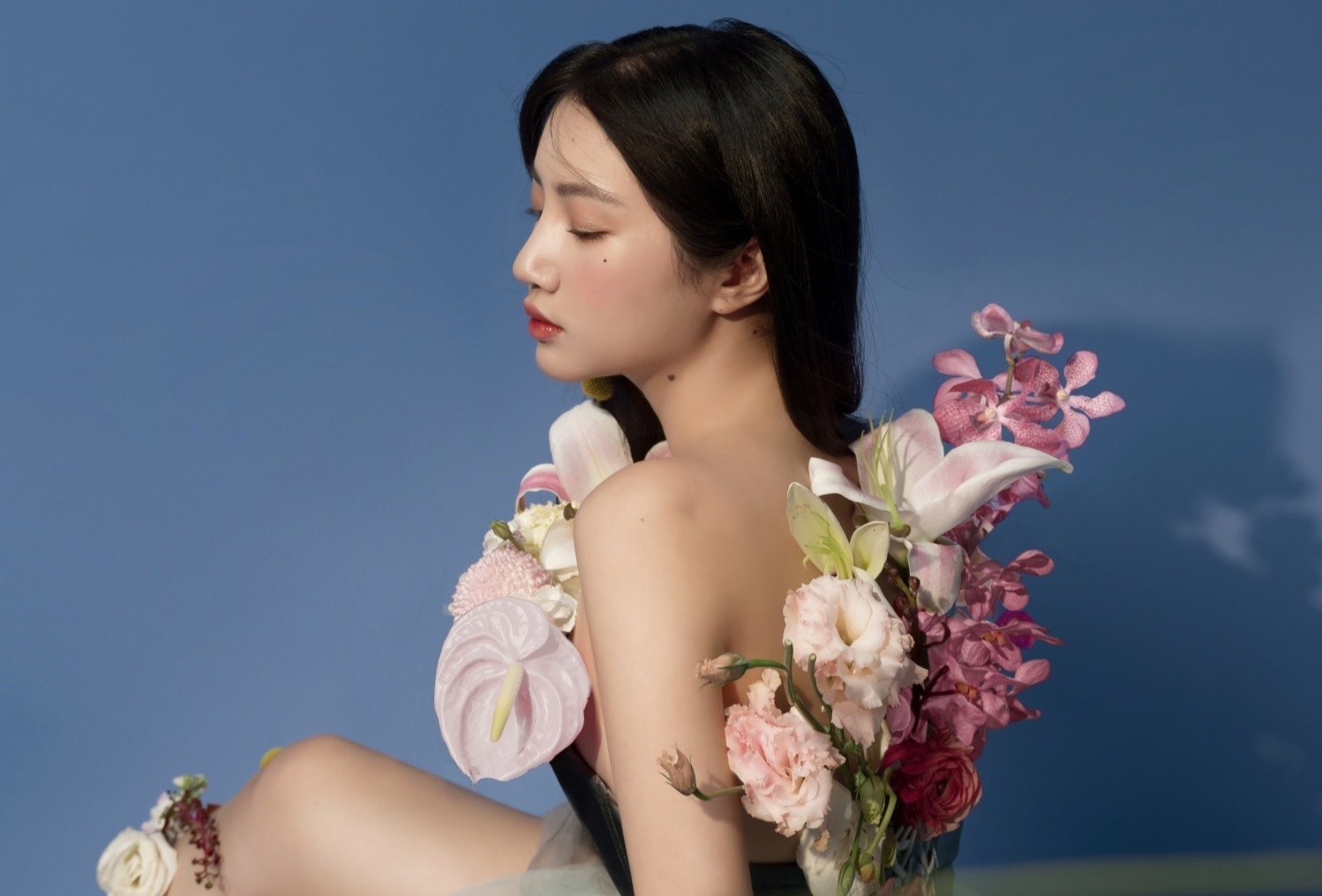 Orange tran tro ve nhung on ao hinh anh