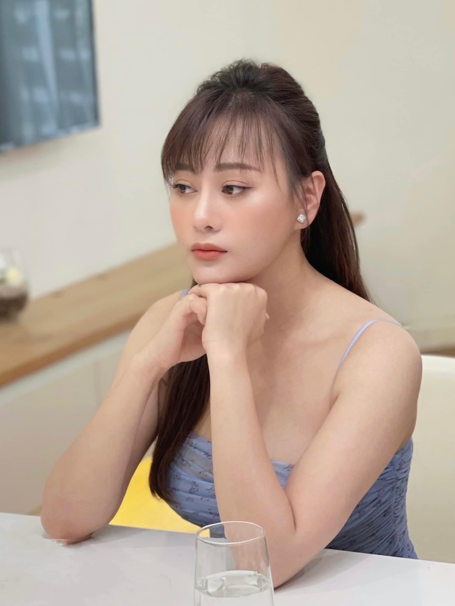 phim truyen hinh viet anh 5