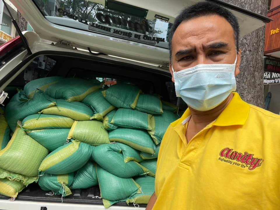 nghe si viet tu thien mua dich anh 2