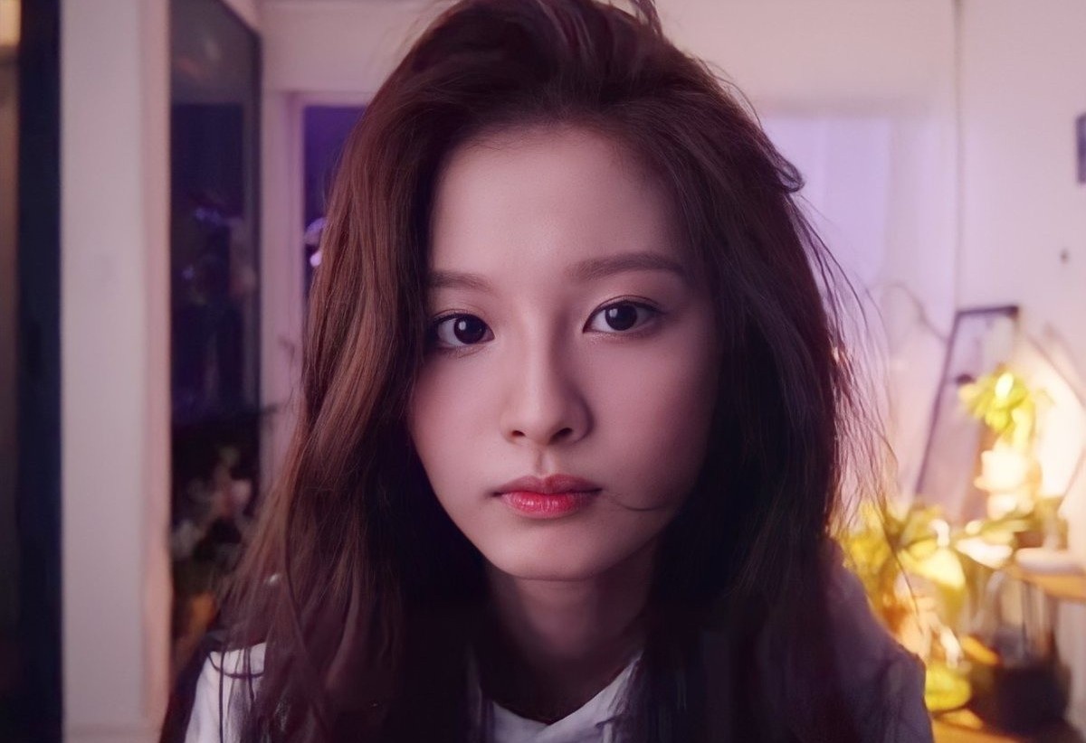 Nu ca si duoc loat cong ty giai tri hang dau san don hinh anh