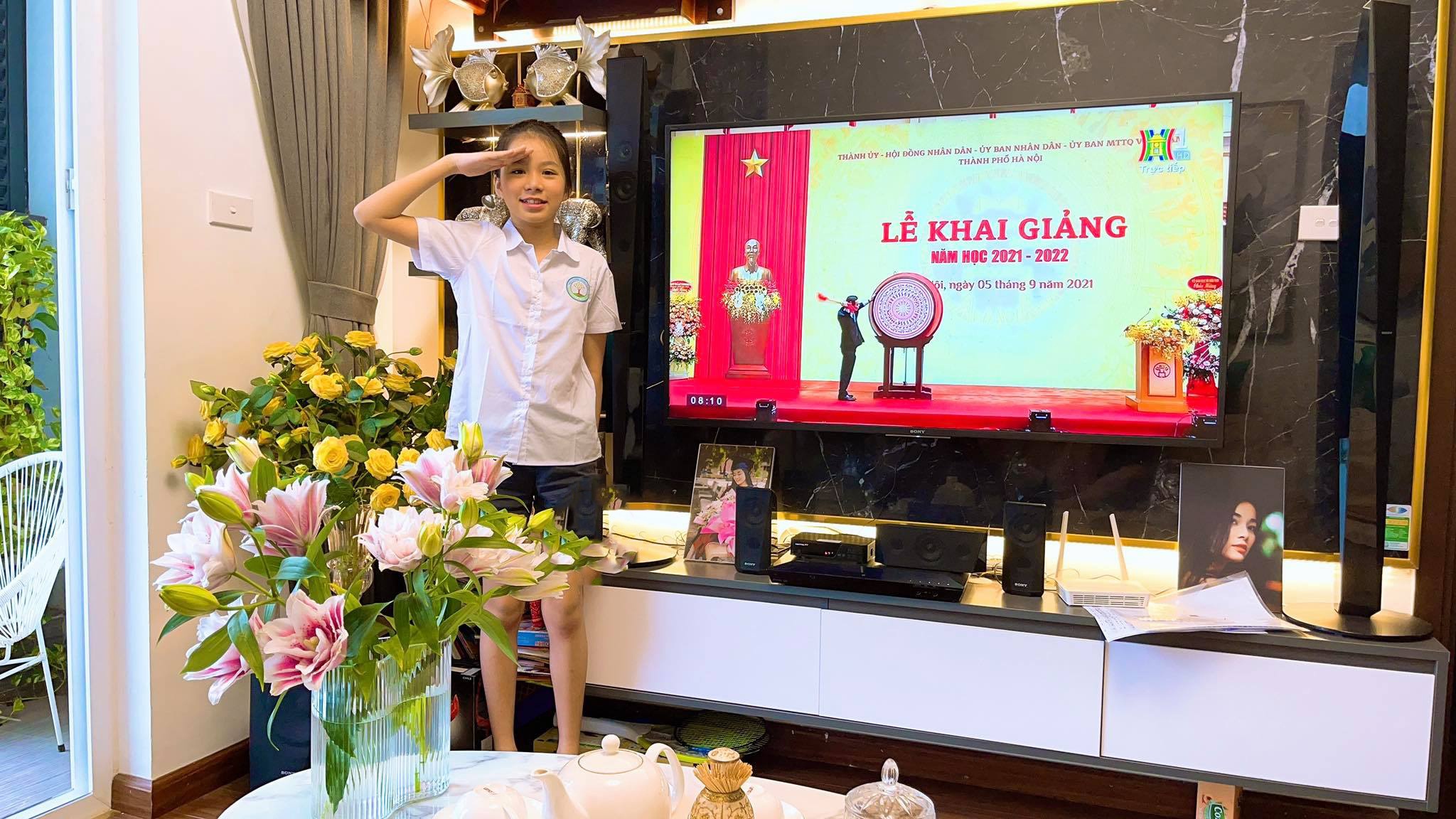 con sao viet khai giang online anh 7