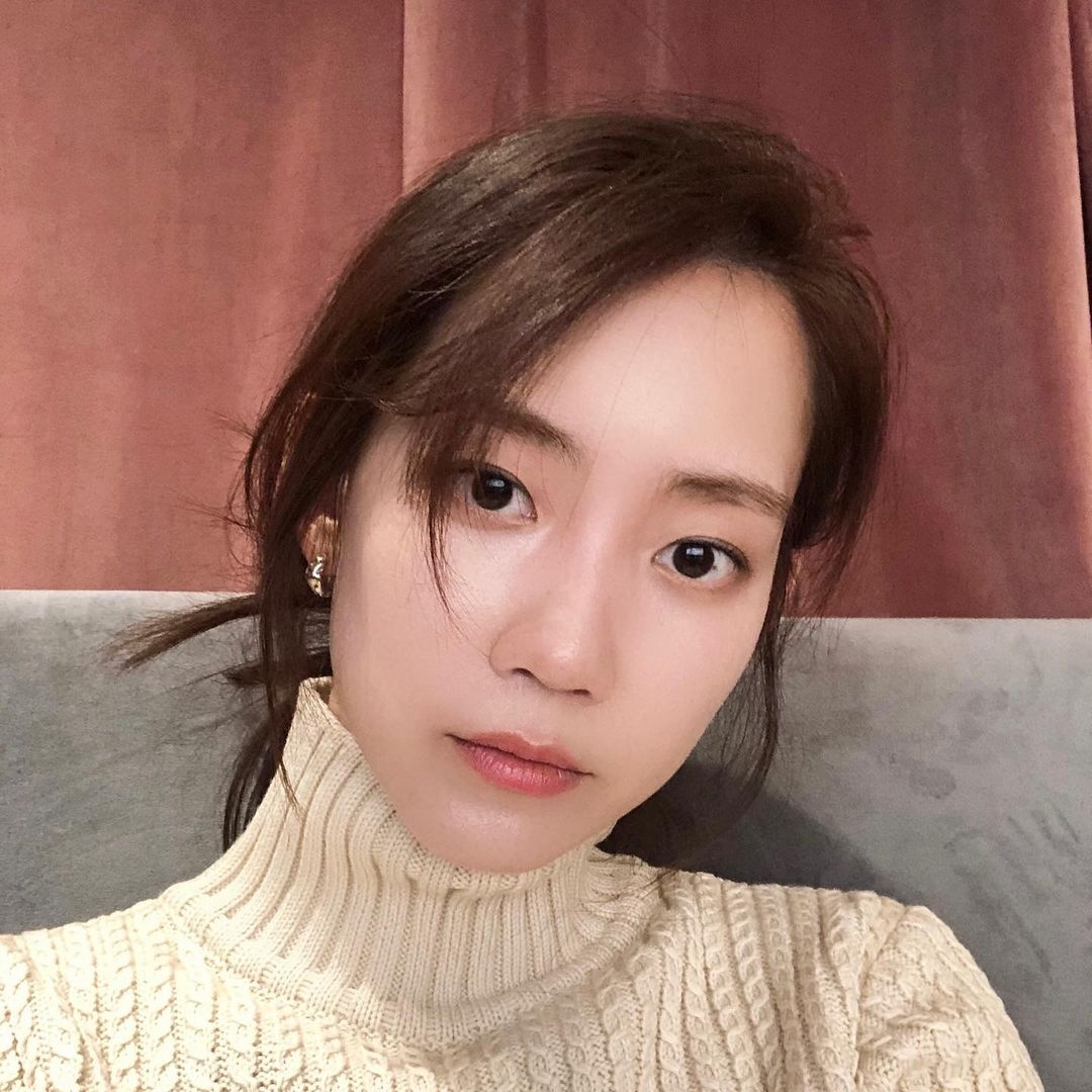 Shin Hyun Bin anh 10