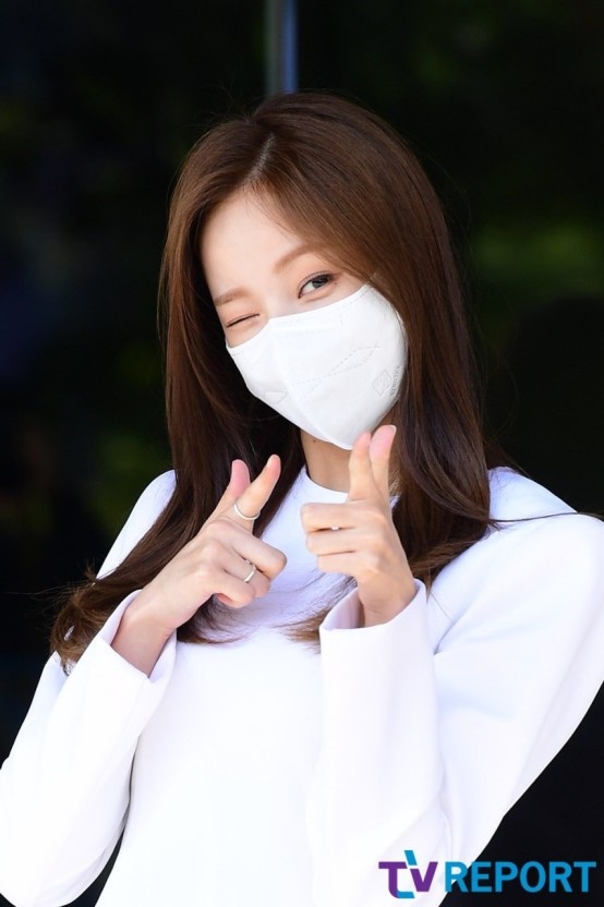 Yeon Woo hen ho Lee Min Ho anh 6