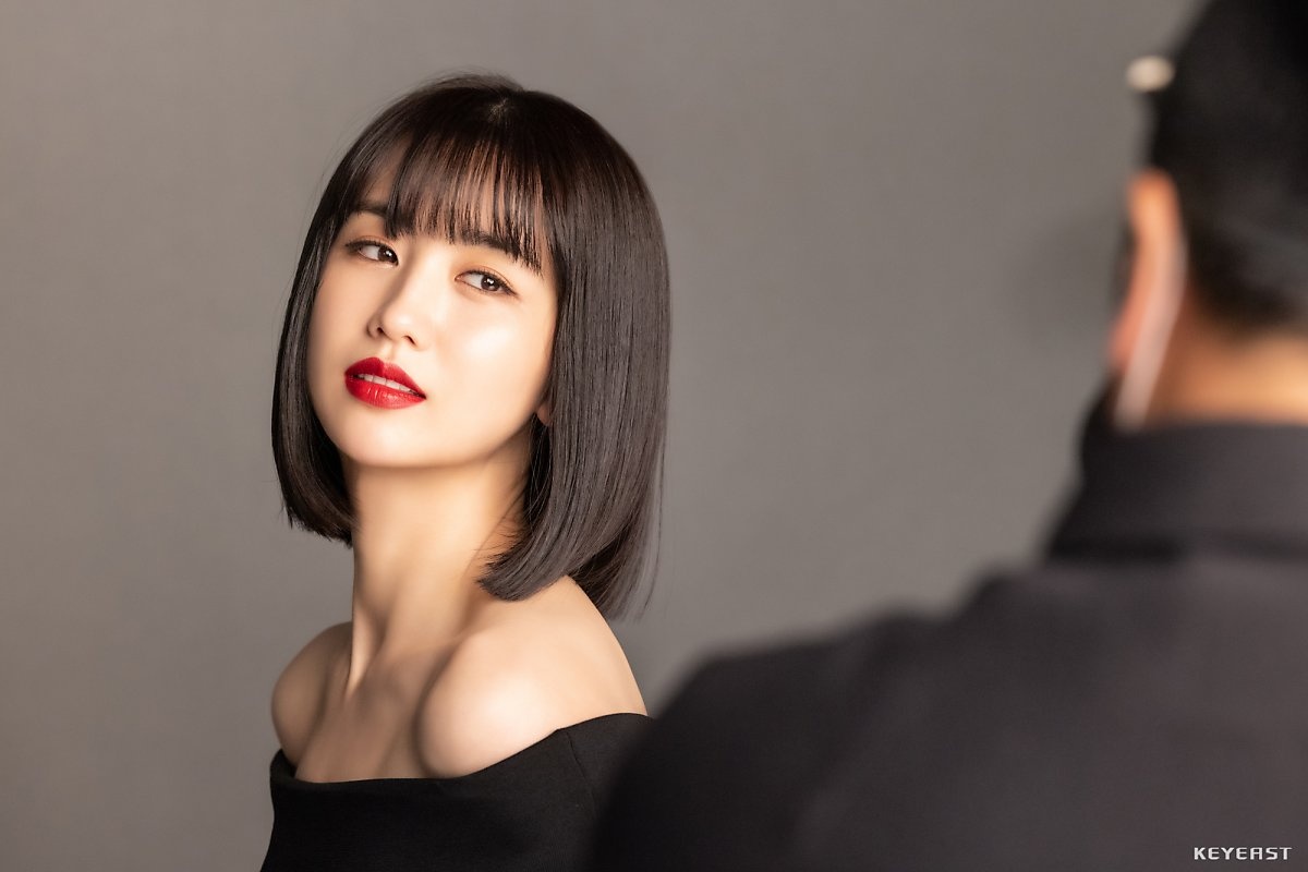 Park Ha Sun lap di chuc anh 1