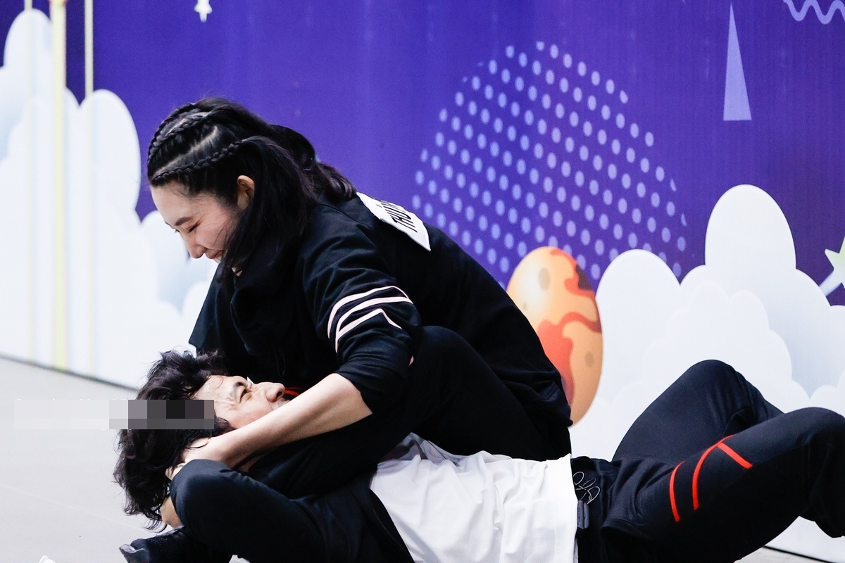 Choi la chay tap mot anh 3