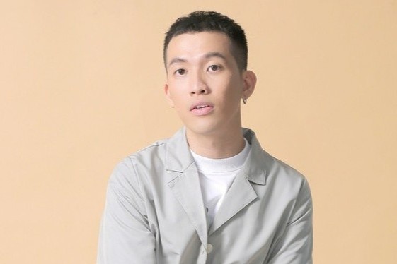 Nhac si Mew Amazing va cha me hoi phuc sau khi mac Covid-19 hinh anh