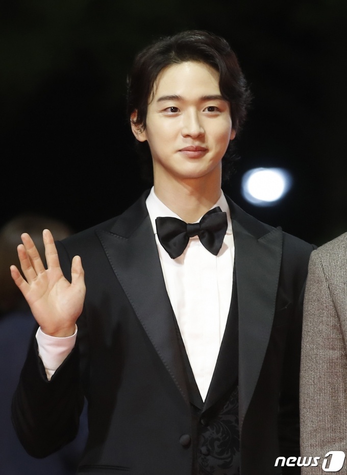 LHP Quoc te Busan 2021 anh 5