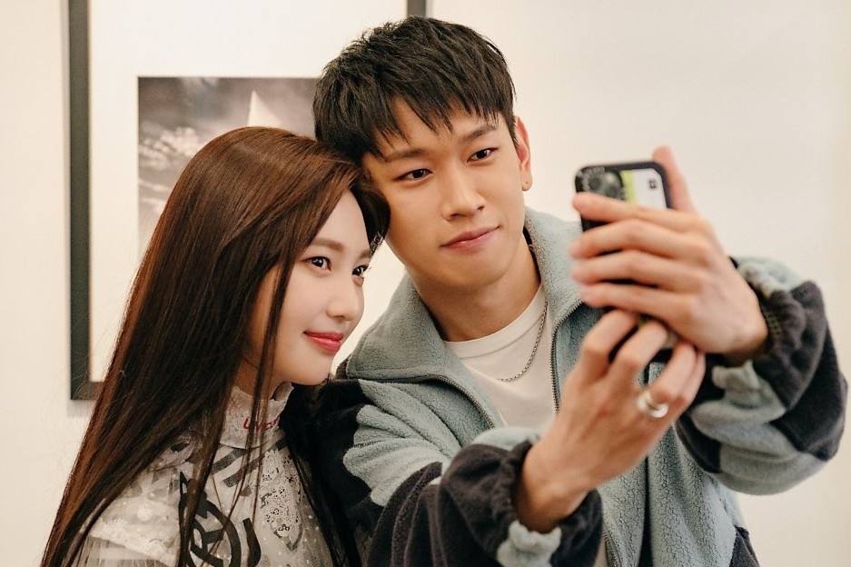 Joy bi chi trich hinh anh