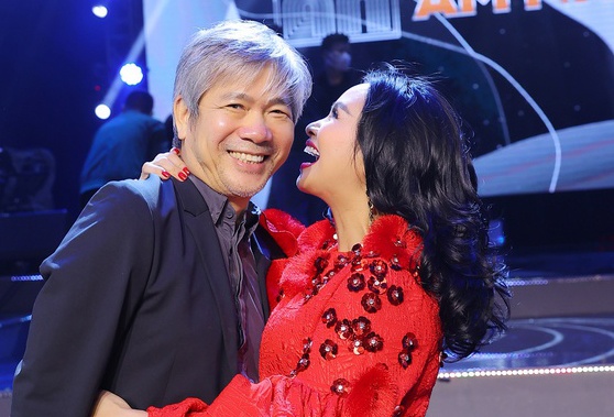 Thanh Lam ke chuyen bi duoi khoi san khau hinh anh