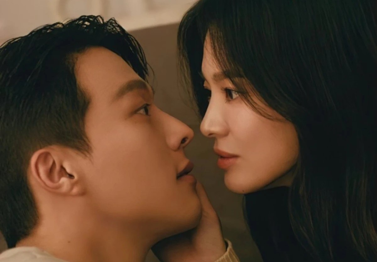 Khan gia that vong ve Song Hye Kyo hinh anh