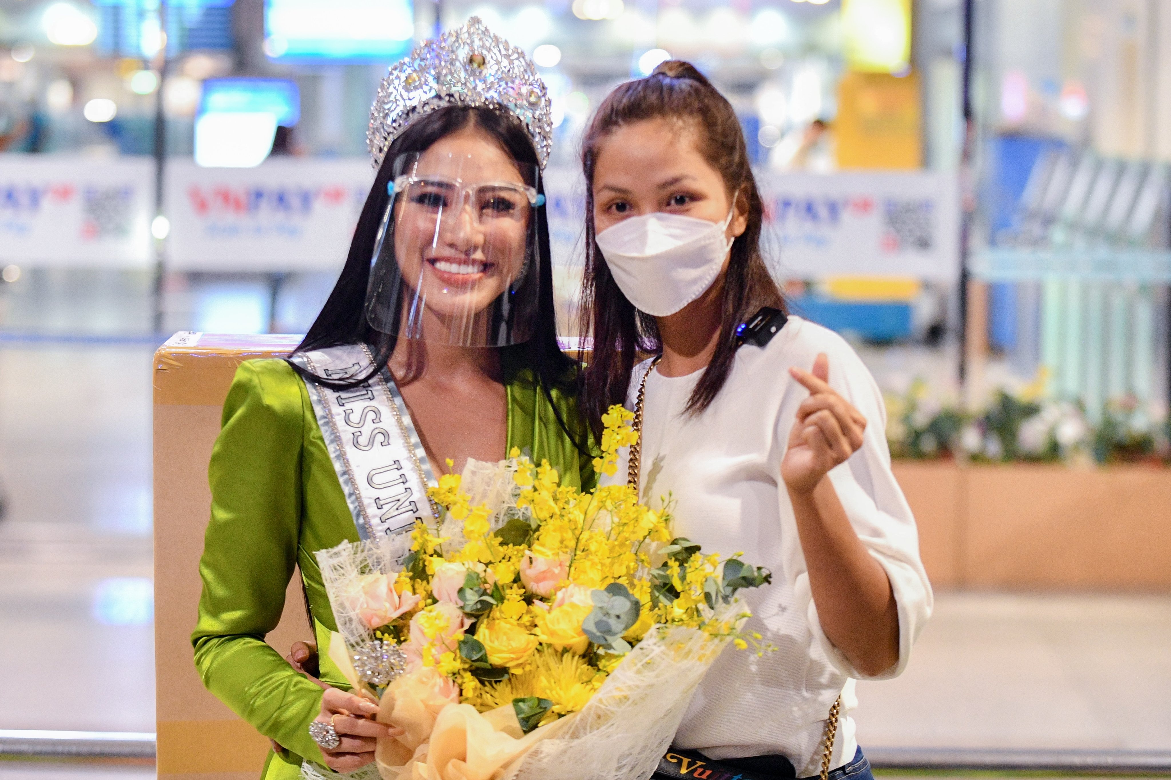 Kim Duyen thi Miss Universe anh 4