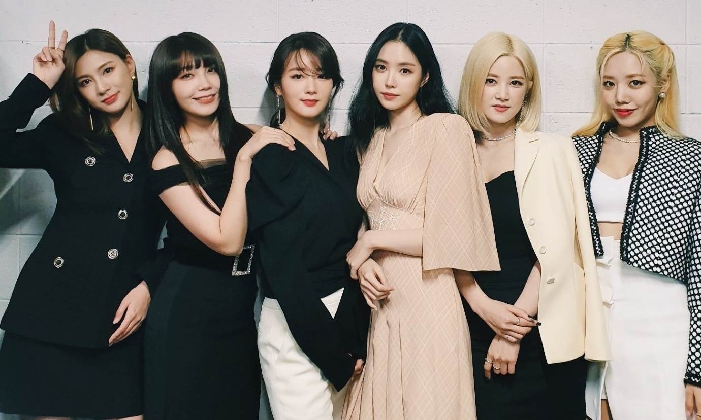 nhom nhac bi cat bo phan trinh dien anh 4