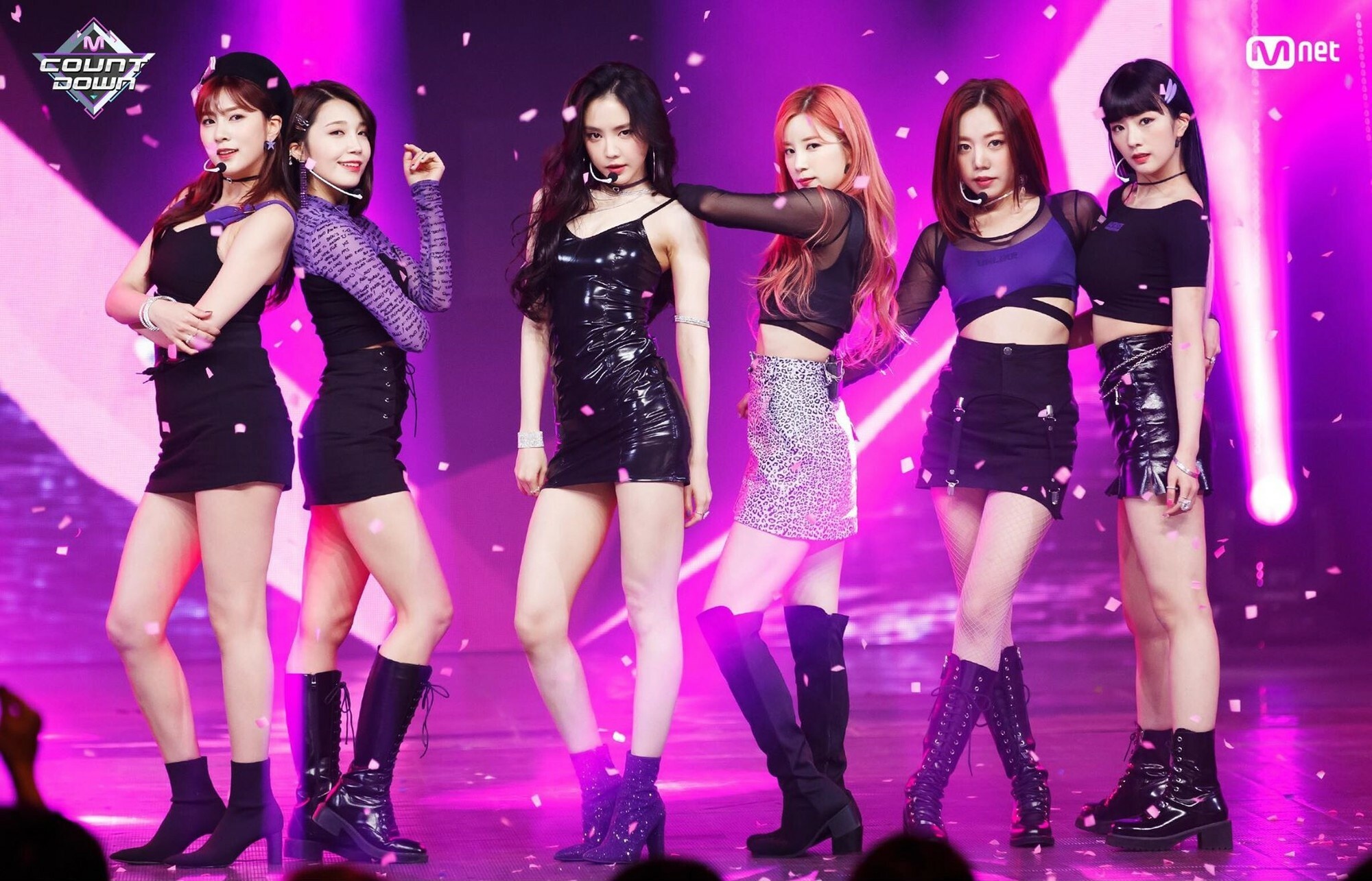 nhom nhac bi cat bo phan trinh dien anh 5