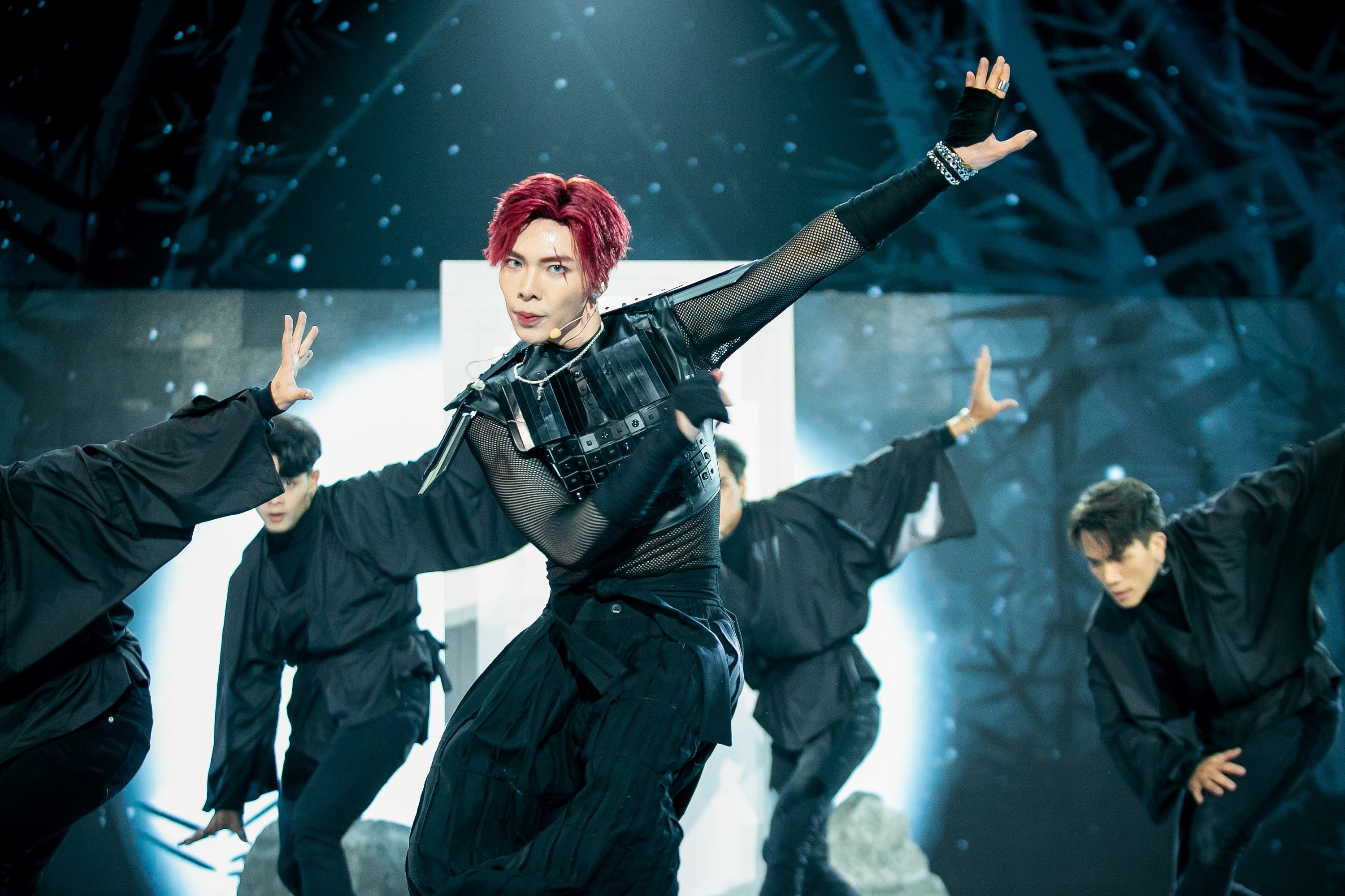 chung ket the heroes anh 3