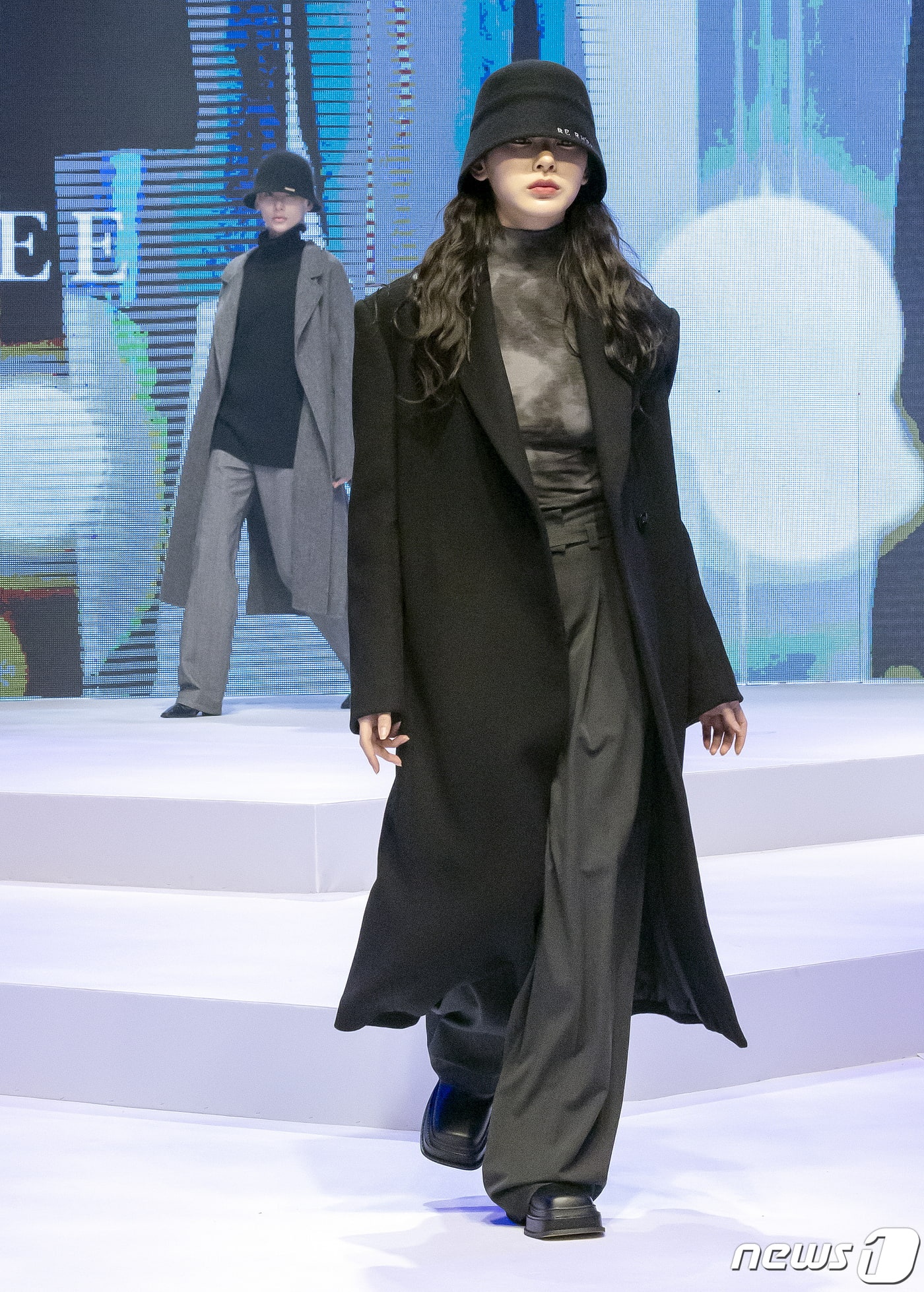 MC Kim Hyun Wook xin lỗi Noze ảnh 1 MC Kim Hyun Wook xin loi Noze anh 1