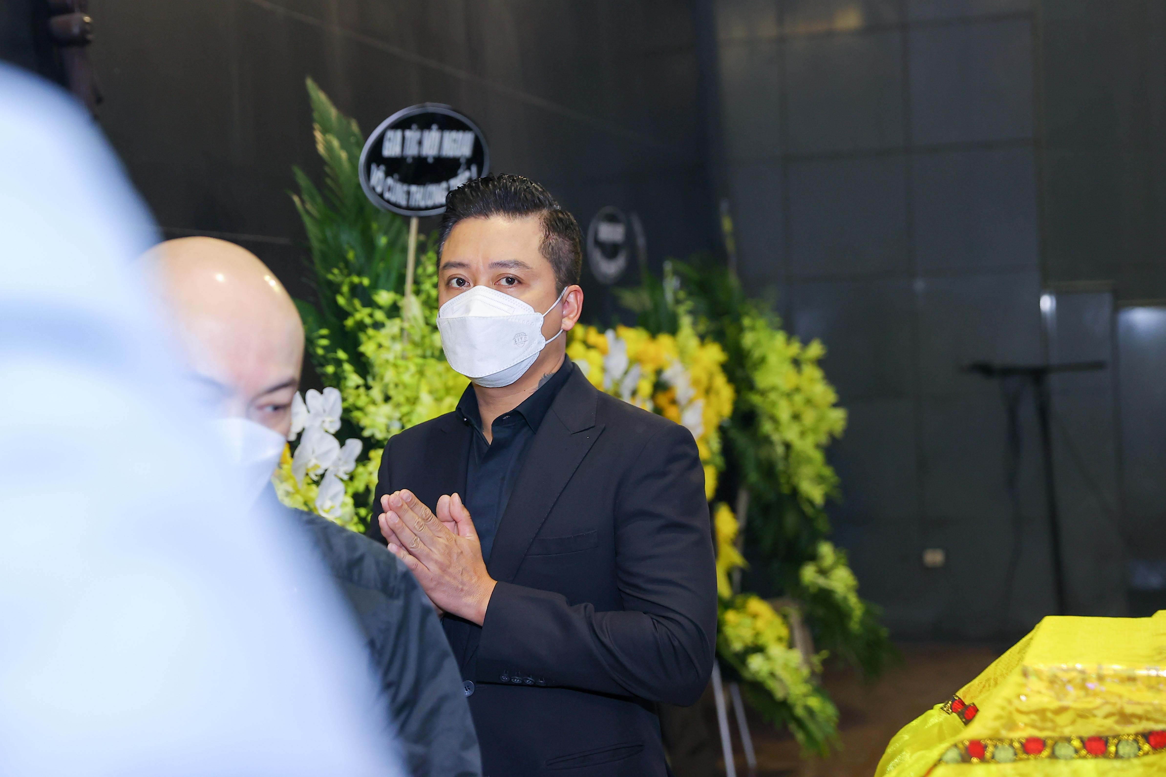 tang le nhac si Phu Quang anh 9