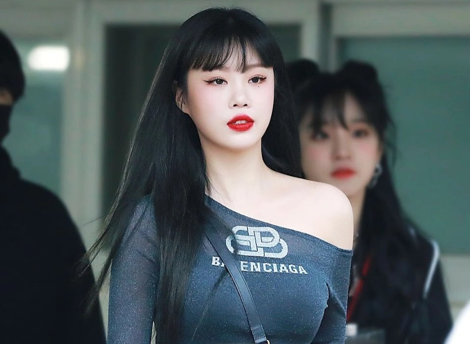 Mot nam lao dao vi tranh cai o showbiz Han hinh anh