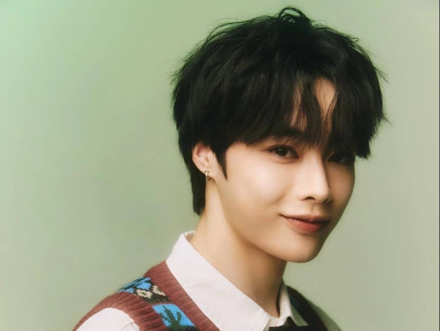 Nam ca si Viet duoc ra mat o Han Quoc hinh anh