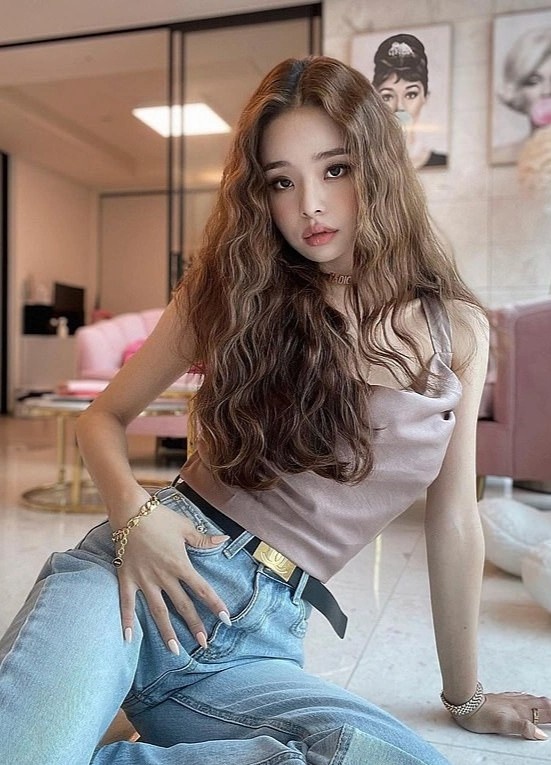 Song Ji A Single’s Inferno ảnh 10 Song Ji A Single’s Inferno anh 10