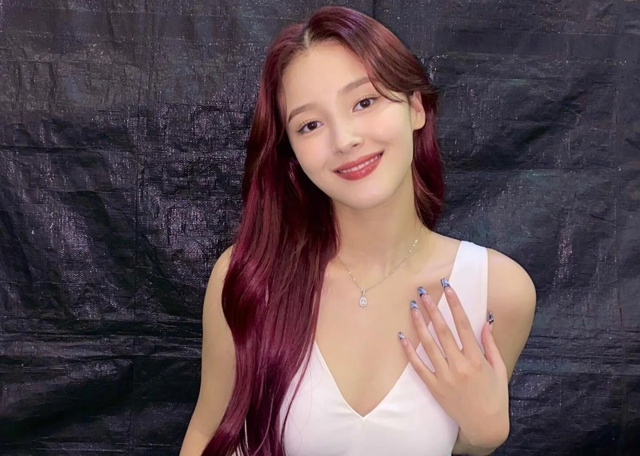 Nancy (Momoland) tro lai sau mot nam hinh anh