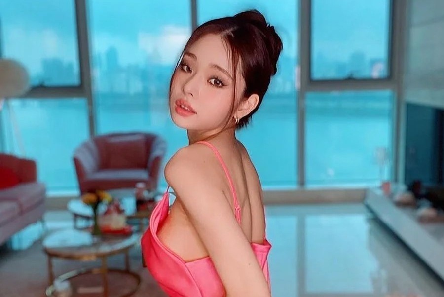 Song Ji A bi tay chay hinh anh