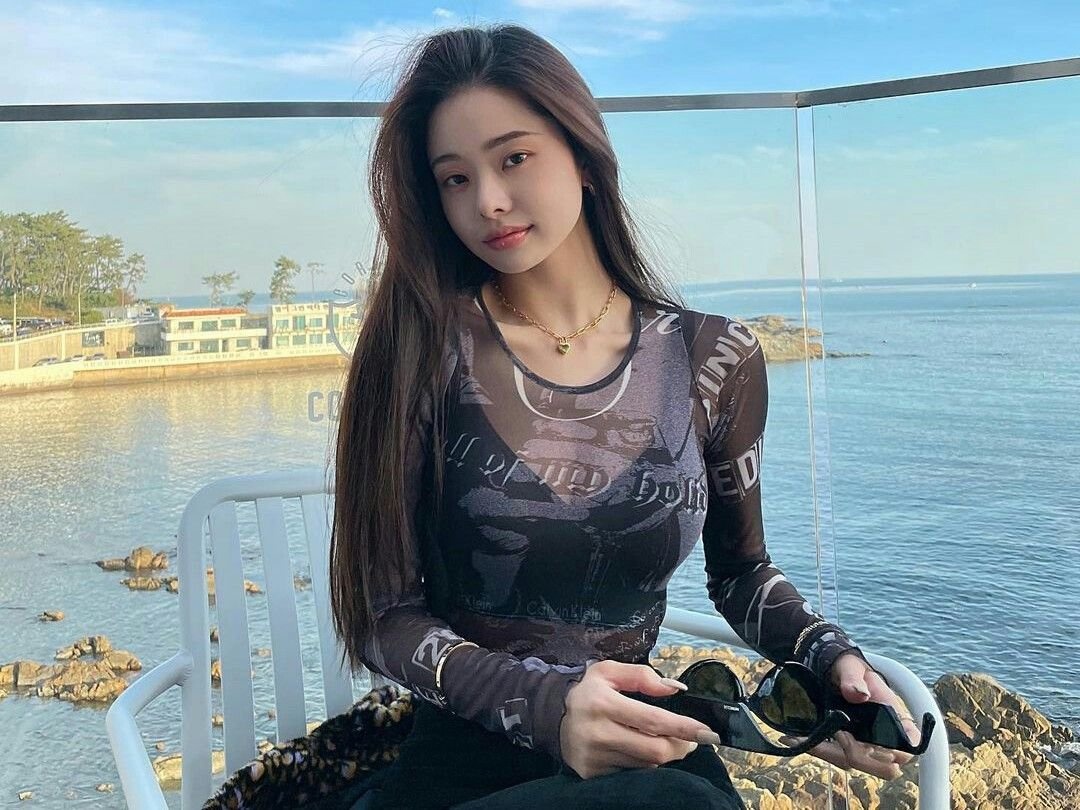 Song Ji A dung hang nhai anh 7