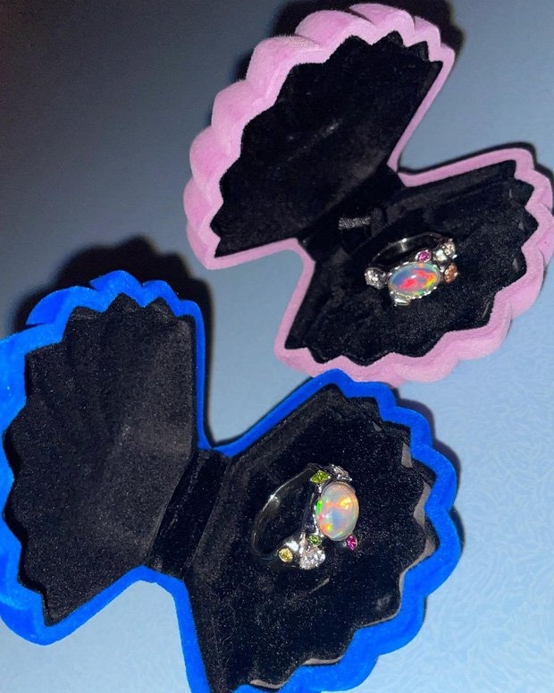 HyunA,  Dawn dinh hon anh 2