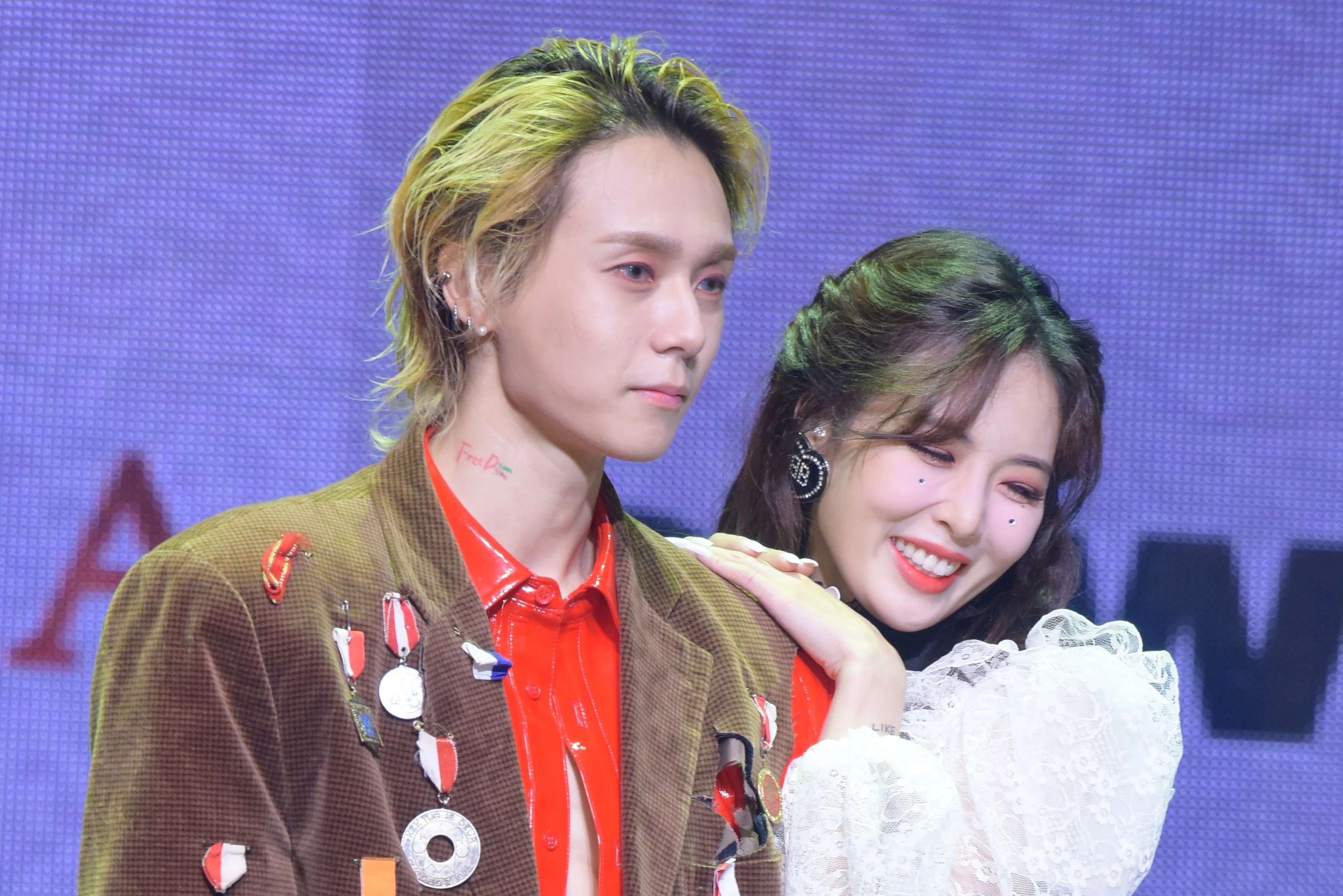 Nghi van ve chuyen dinh hon cua HyunA, Dawn hinh anh