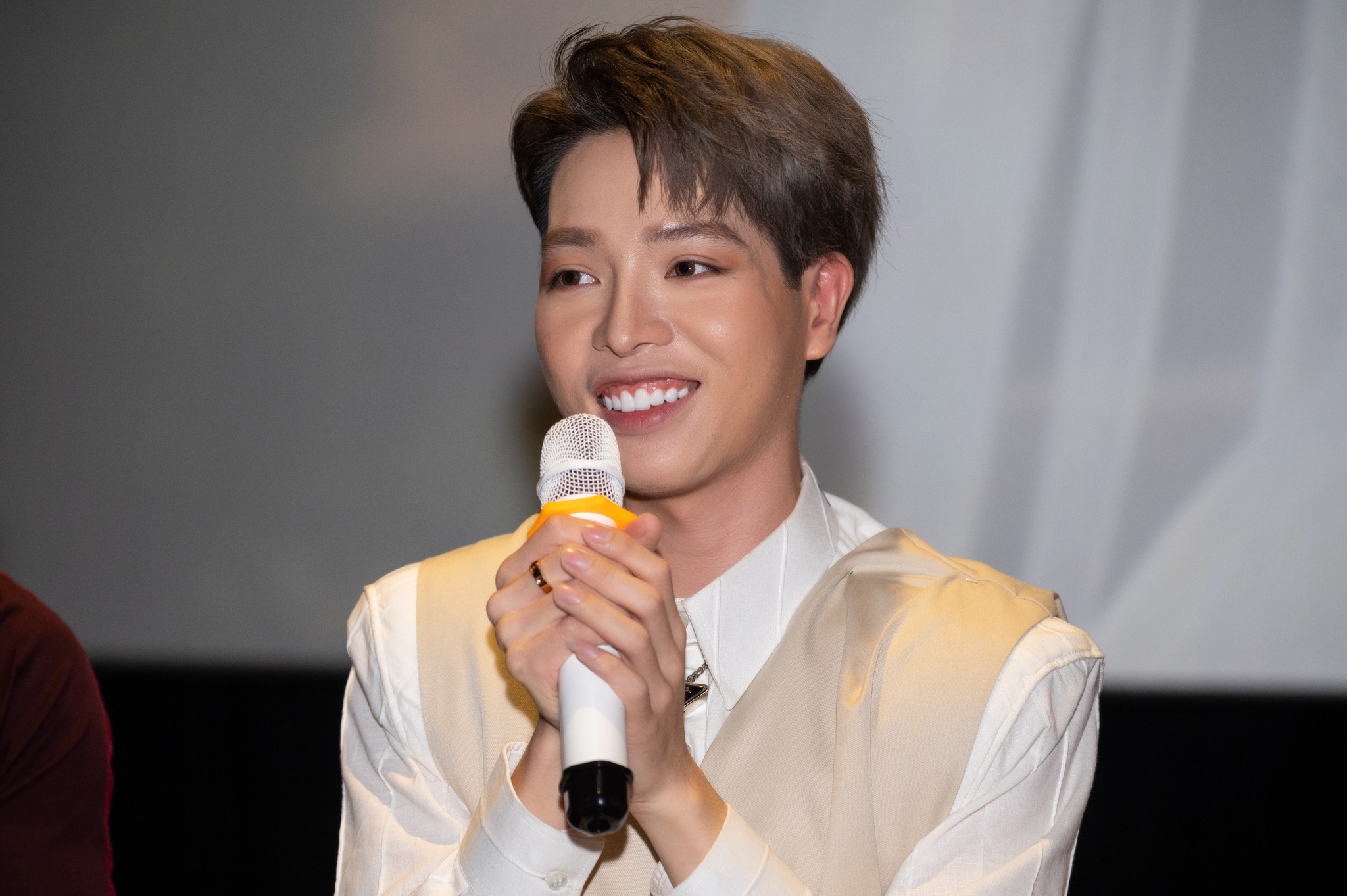 30 may quay ghi lai man cau hon that trong MV cua Duc Phuc hinh anh