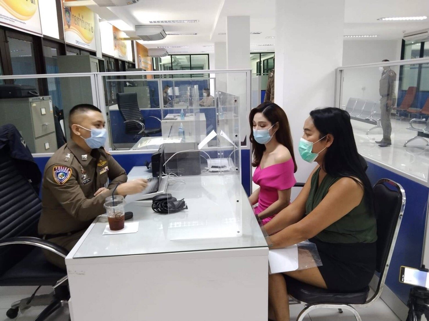 diễn viên Thái Lan phẫu thuật thẩm mỹ ảnh 1 dien vien Thai Lan phau thuat tham my anh 1