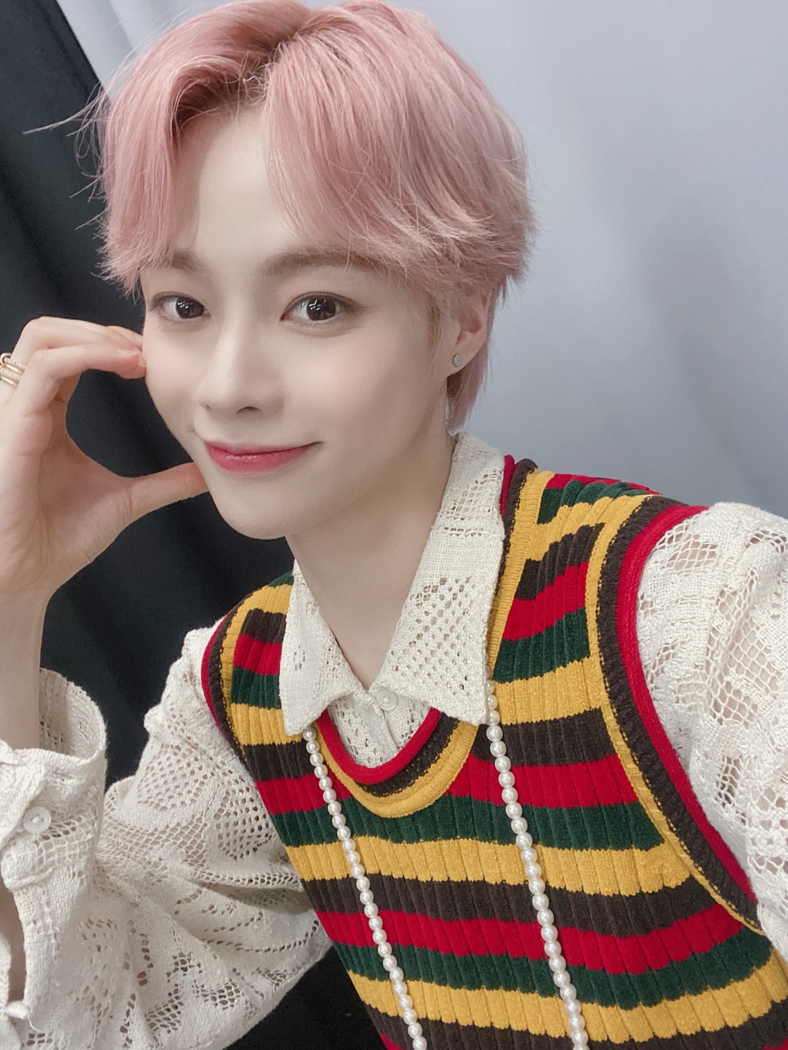 Ca si viet ra mat tai han anh 2