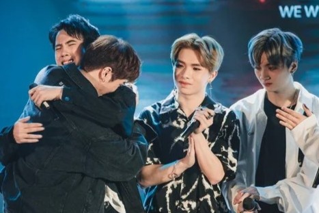 Nhom nhac Viet tan ra sau khi phat hanh mot MV hinh anh