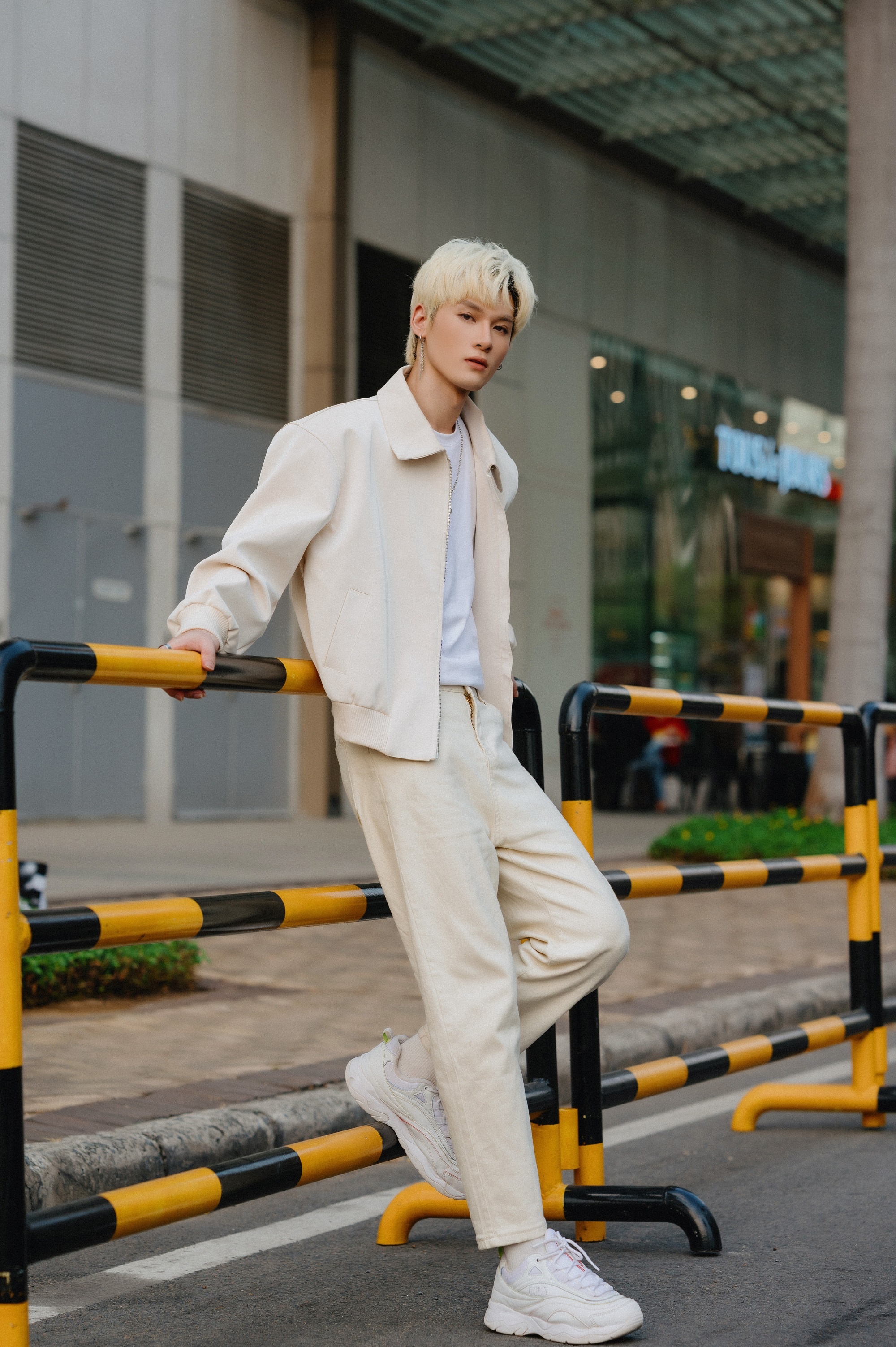 ca si viet dao tao o cong ty han anh 7