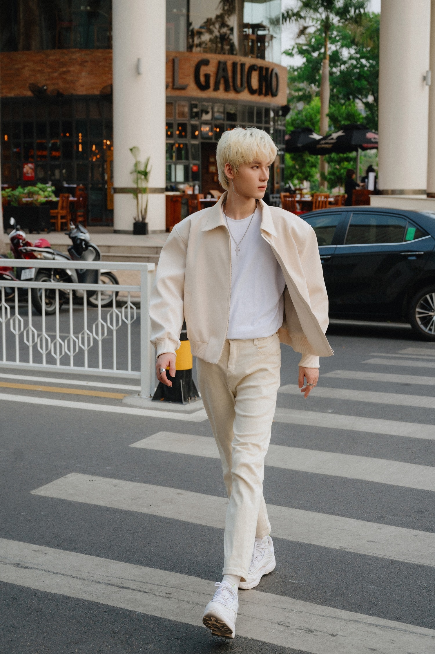 ca si viet dao tao o cong ty han anh 8