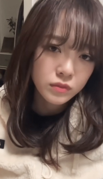 Kim Se Jeong doc binh luan tieu cuc anh 1