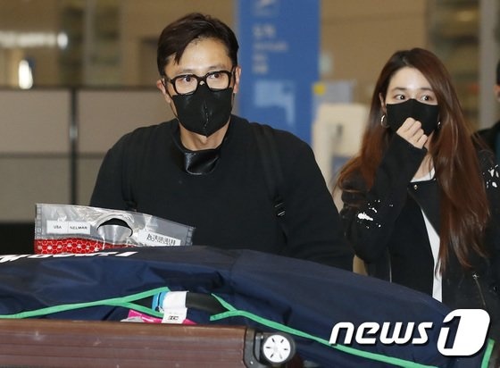 Lee Byung Hun va lee Min Jung anh 1