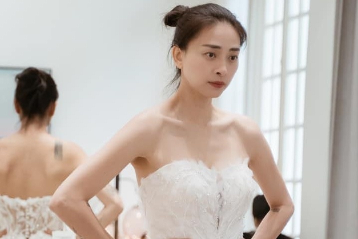 Ngo Thanh Van di thu vay cuoi o Ha Noi hinh anh