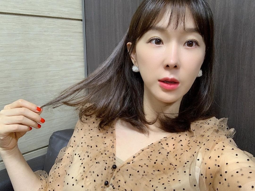 Lee Ji Hye mac benh tim anh 1