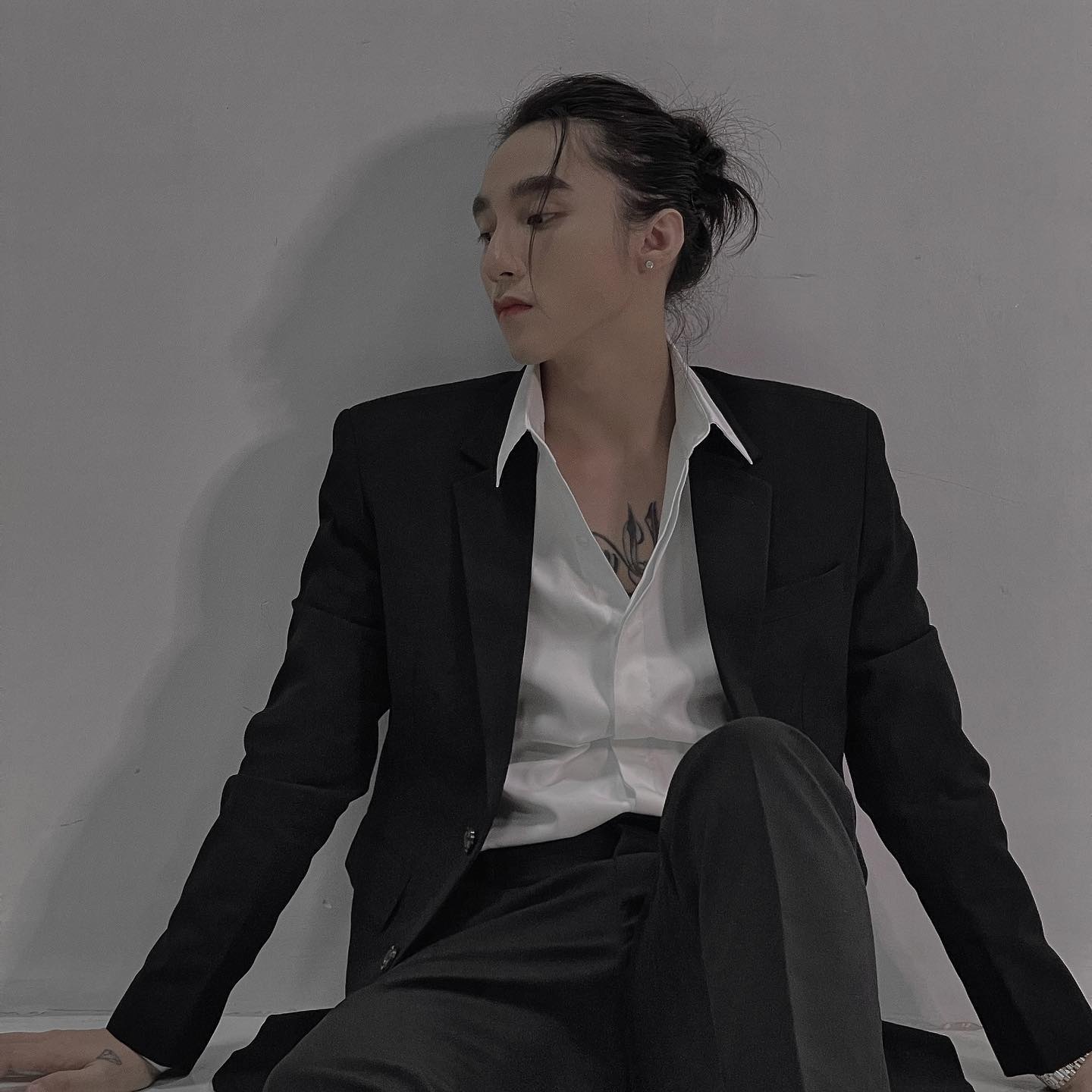 Son Tung bi xu phat anh 3