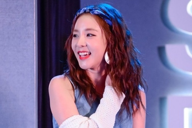 The luc khien cac nhom nhac da tan ra kho tai hop hinh anh