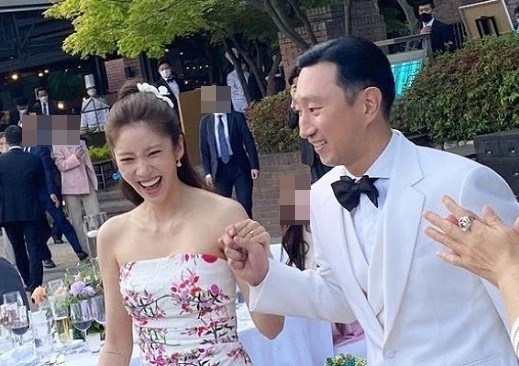 Chu nhan hit 'Gangnam Style' bieu dien trong hon le Son Dam Bi hinh anh