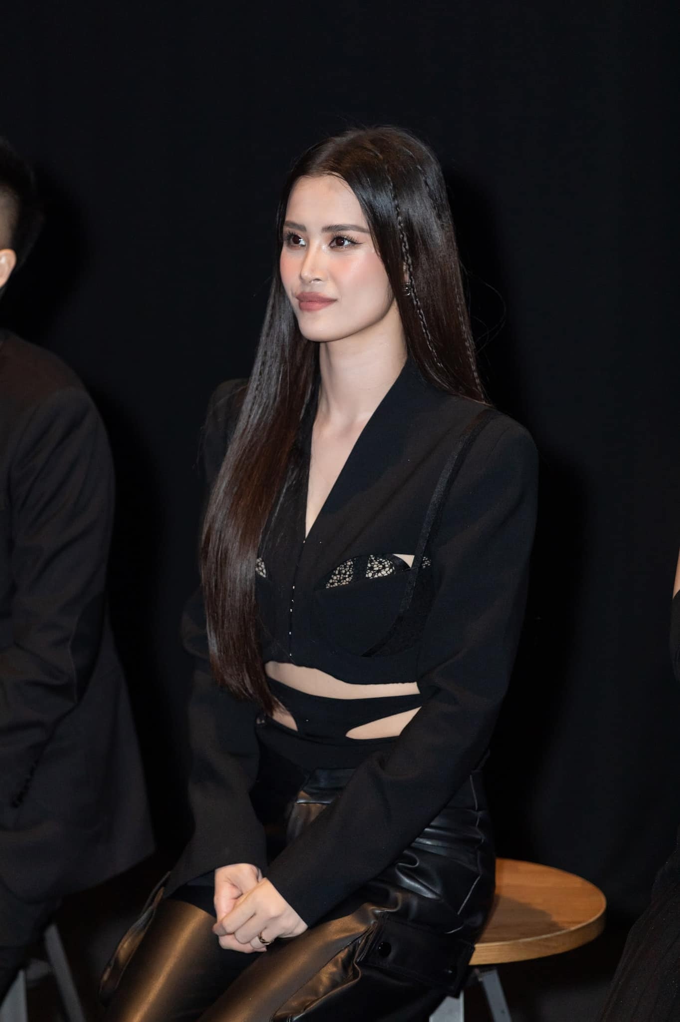 Dong Nhi bi tay chay anh 4