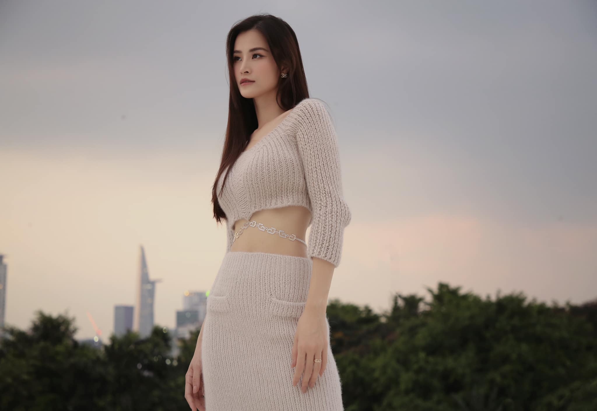 Đông Nhi bị chỉ trích ảnh 3 Dong Nhi bi chi trich anh 3