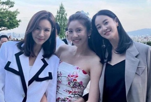 Son Dam Bi bao tron khach san de to chuc tiec cuoi hinh anh