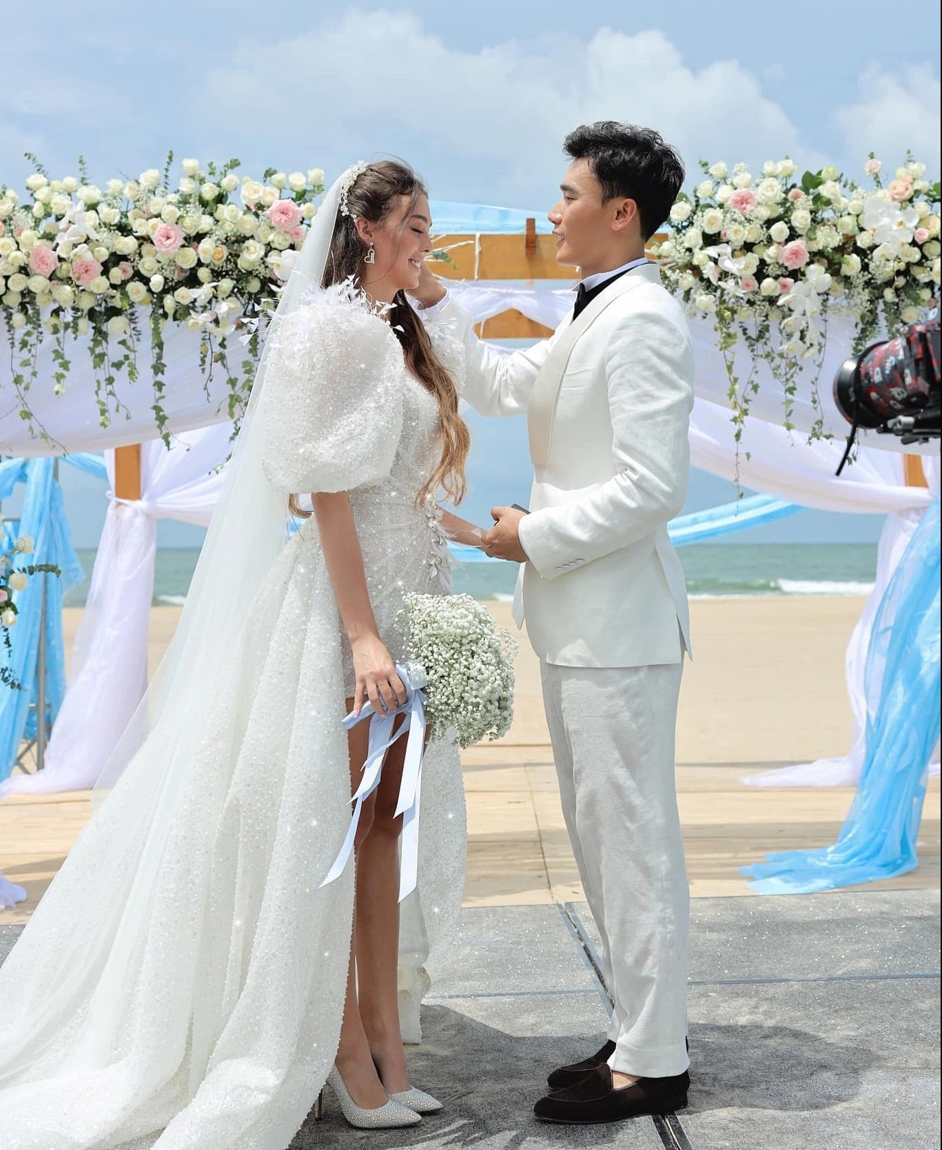 hon le cua Bui Tien Dung Dianka Zakhidova anh 7