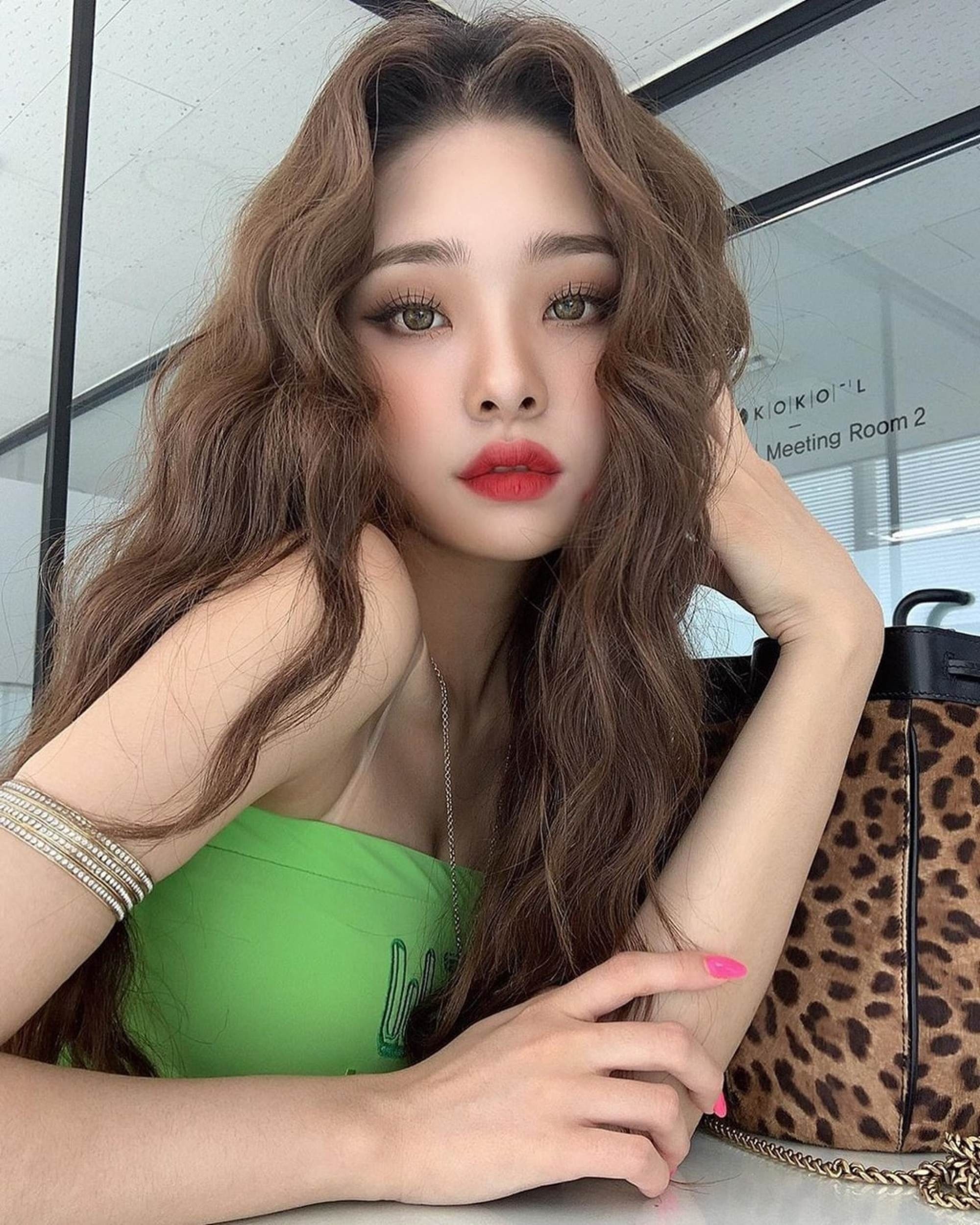 Song Ji A tới hộp đêm ảnh 3 Song Ji A toi hop dem anh 3