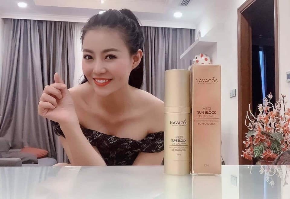 sao viet quang cao my pham anh 1